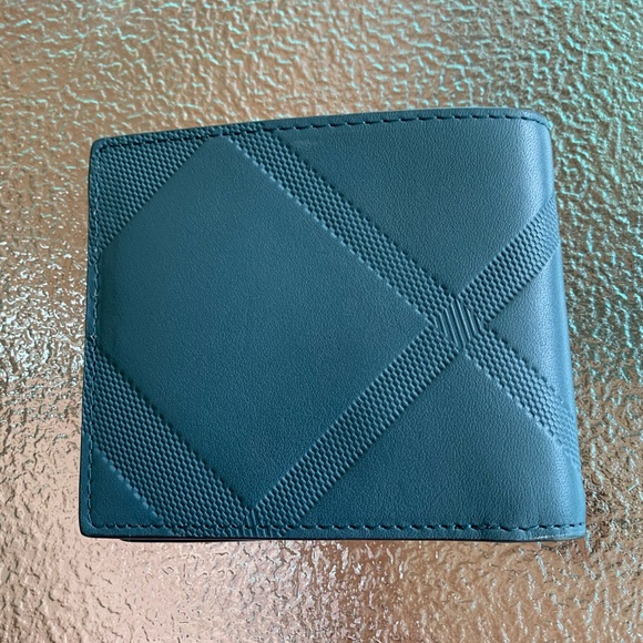 Burberry Men’s Wallet - Picture 2 of 9